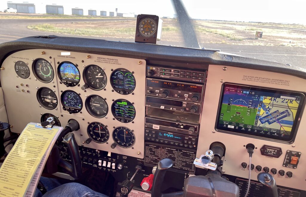 Airplane Flight Lessons By CFI In Cessna 172 With Aircraft Rental