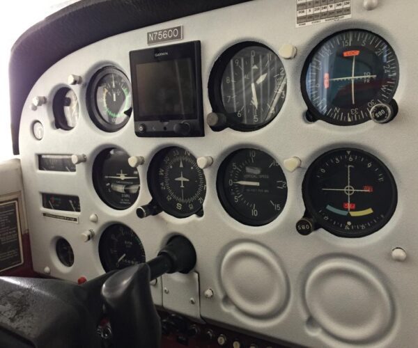 1976 Cessna Skyhawk 172N | N75600 - Rental